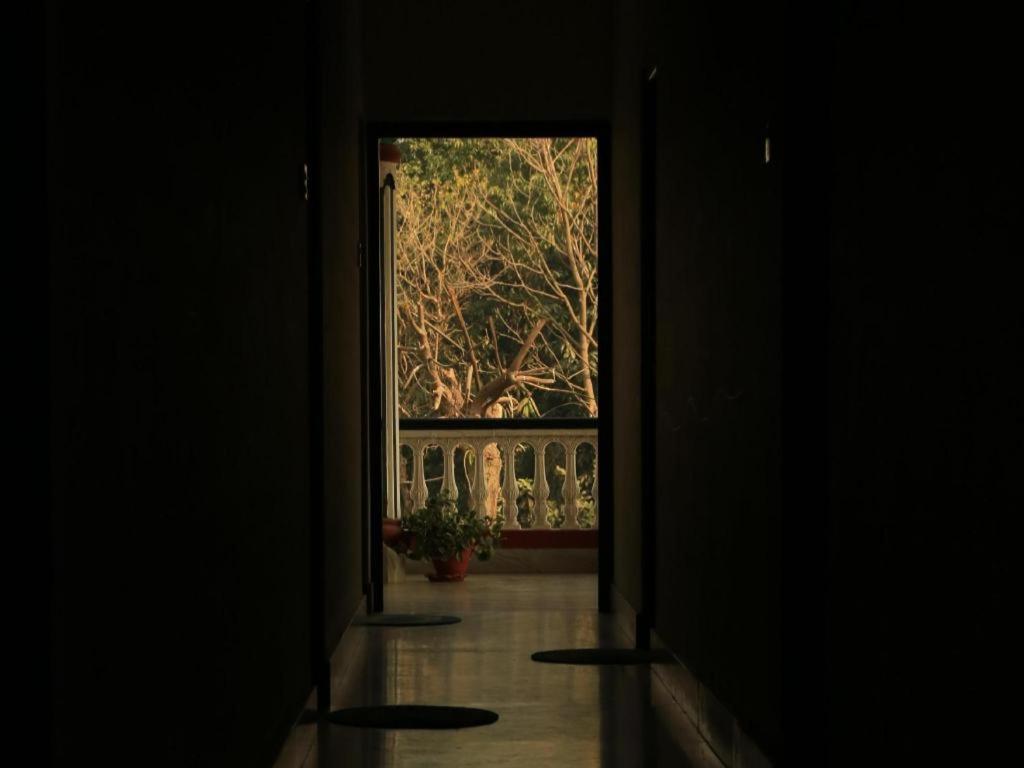 Hotel Royal Image Pokhara Exterior photo